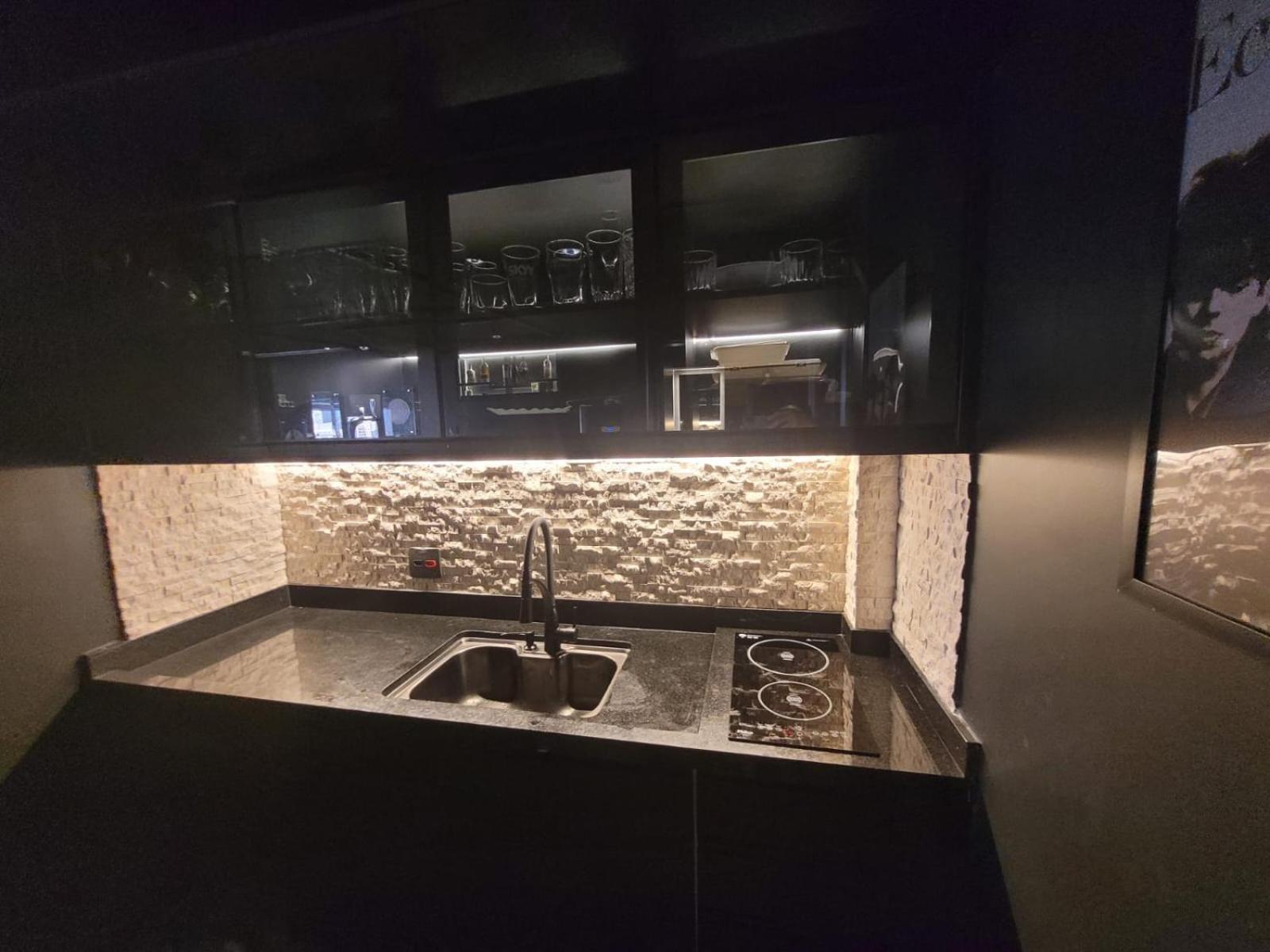 Morumbi, Pub, Com Hidromassagem, Piscina Aquecida Privativa, Lareira, Que Voce Precisa Descansar, Trabalhar Ou Realizar Aquela Comemoracao! Com Total Conforto E Privacidade! O Nota 10 De Sp! Apartment *