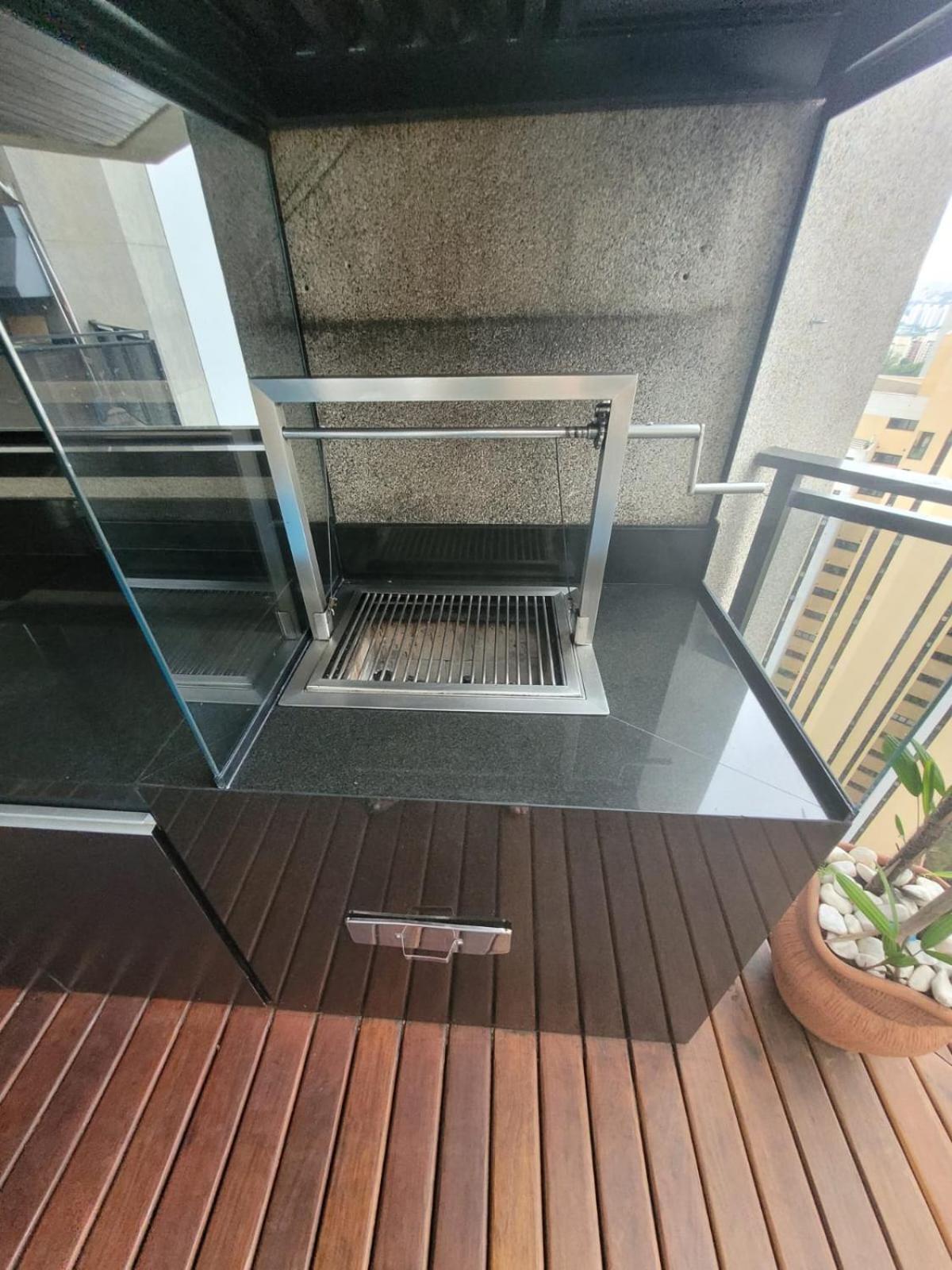 Morumbi, Pub, Com Hidromassagem, Piscina Aquecida Privativa, Lareira, Que Voce Precisa Descansar, Trabalhar Ou Realizar Aquela Comemoracao! Com Total Conforto E Privacidade! O Nota 10 De Sp! *