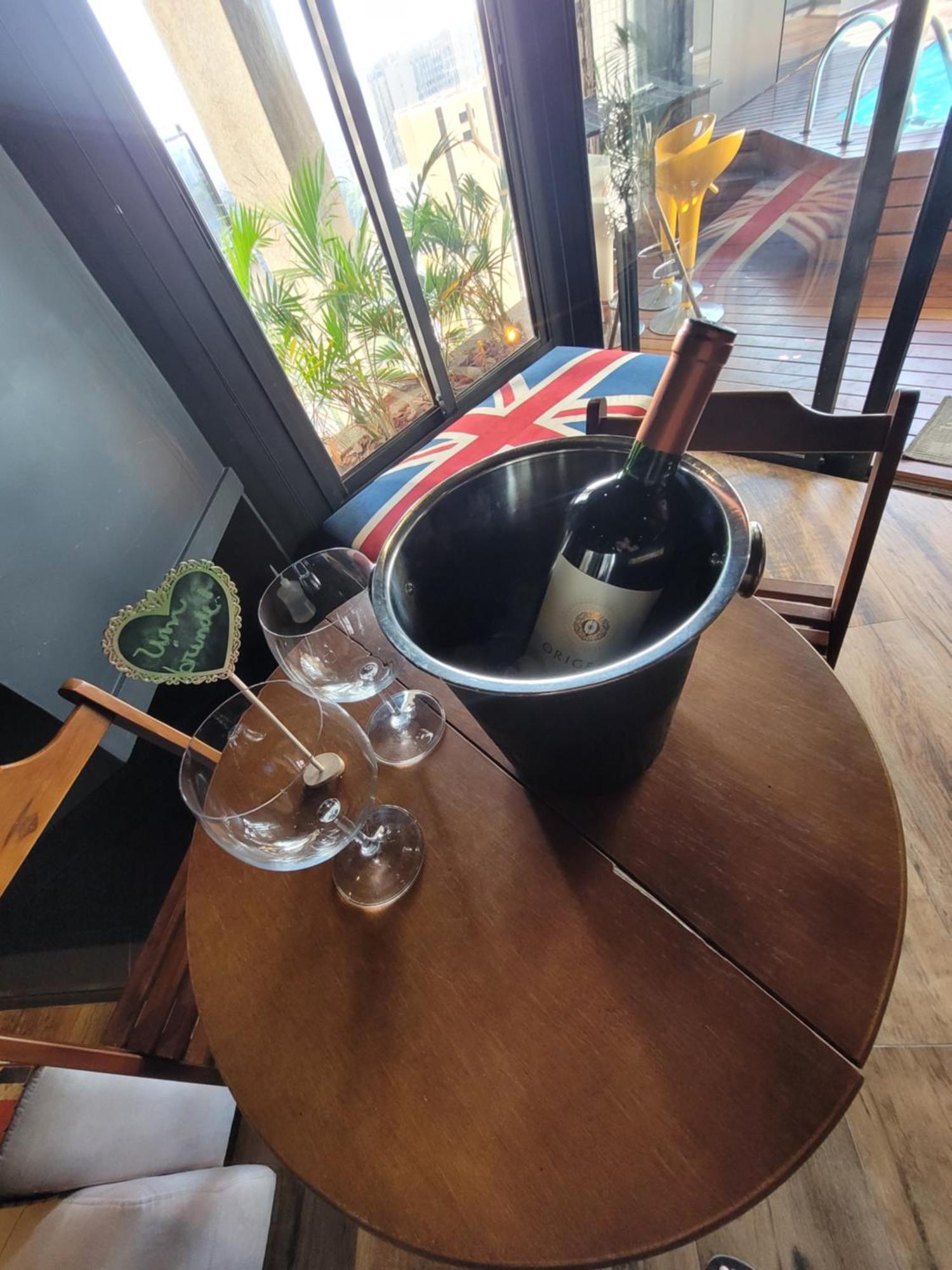 Morumbi, Pub, Com Hidromassagem, Piscina Aquecida Privativa, Lareira, Que Voce Precisa Descansar, Trabalhar Ou Realizar Aquela Comemoracao! Com Total Conforto E Privacidade! O Nota 10 De Sp! * Sao Paulo