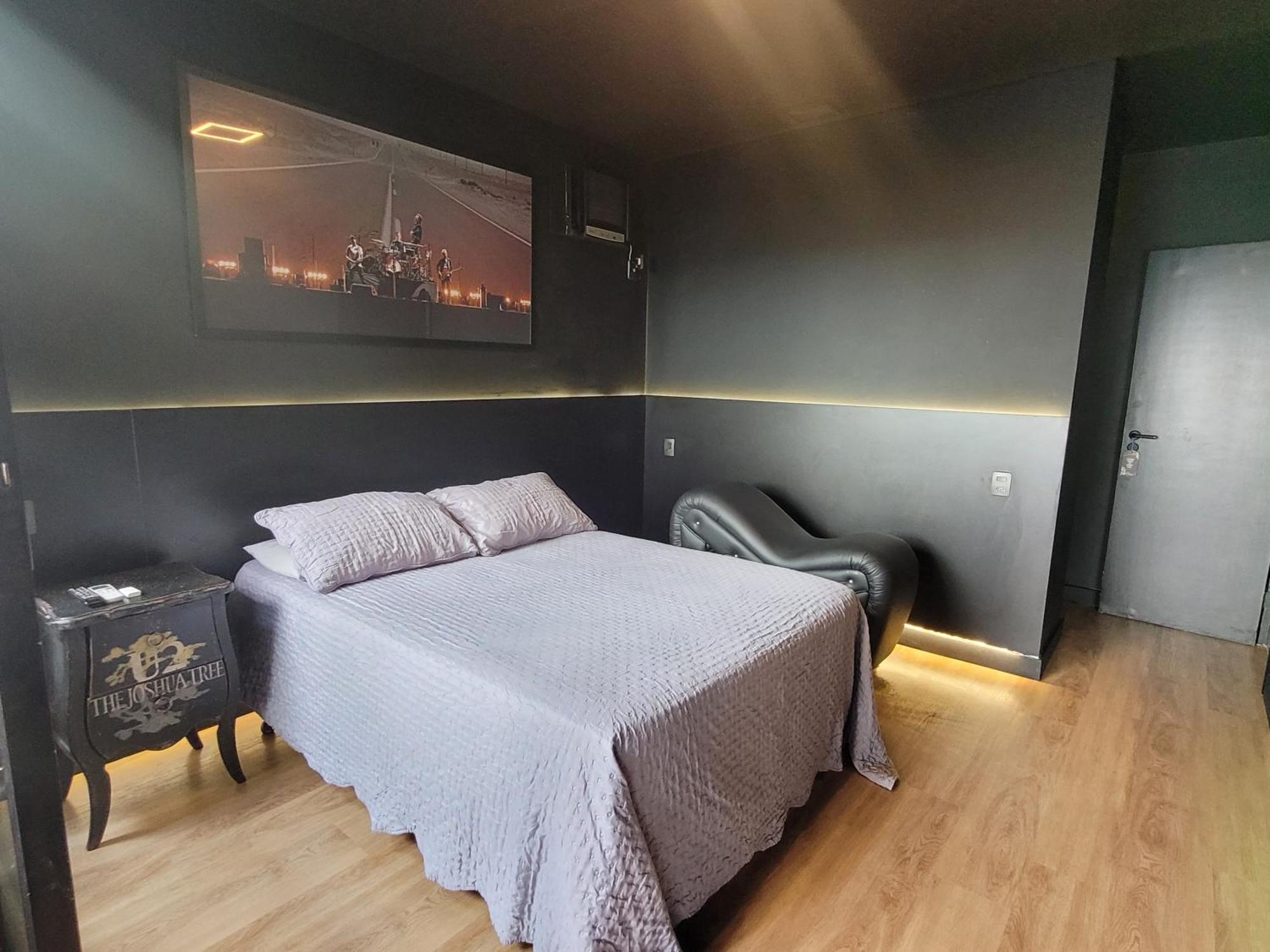Morumbi, Pub, Com Hidromassagem, Piscina Aquecida Privativa, Lareira, Que Voce Precisa Descansar, Trabalhar Ou Realizar Aquela Comemoracao! Com Total Conforto E Privacidade! O Nota 10 De Sp! Apartment Sao Paulo